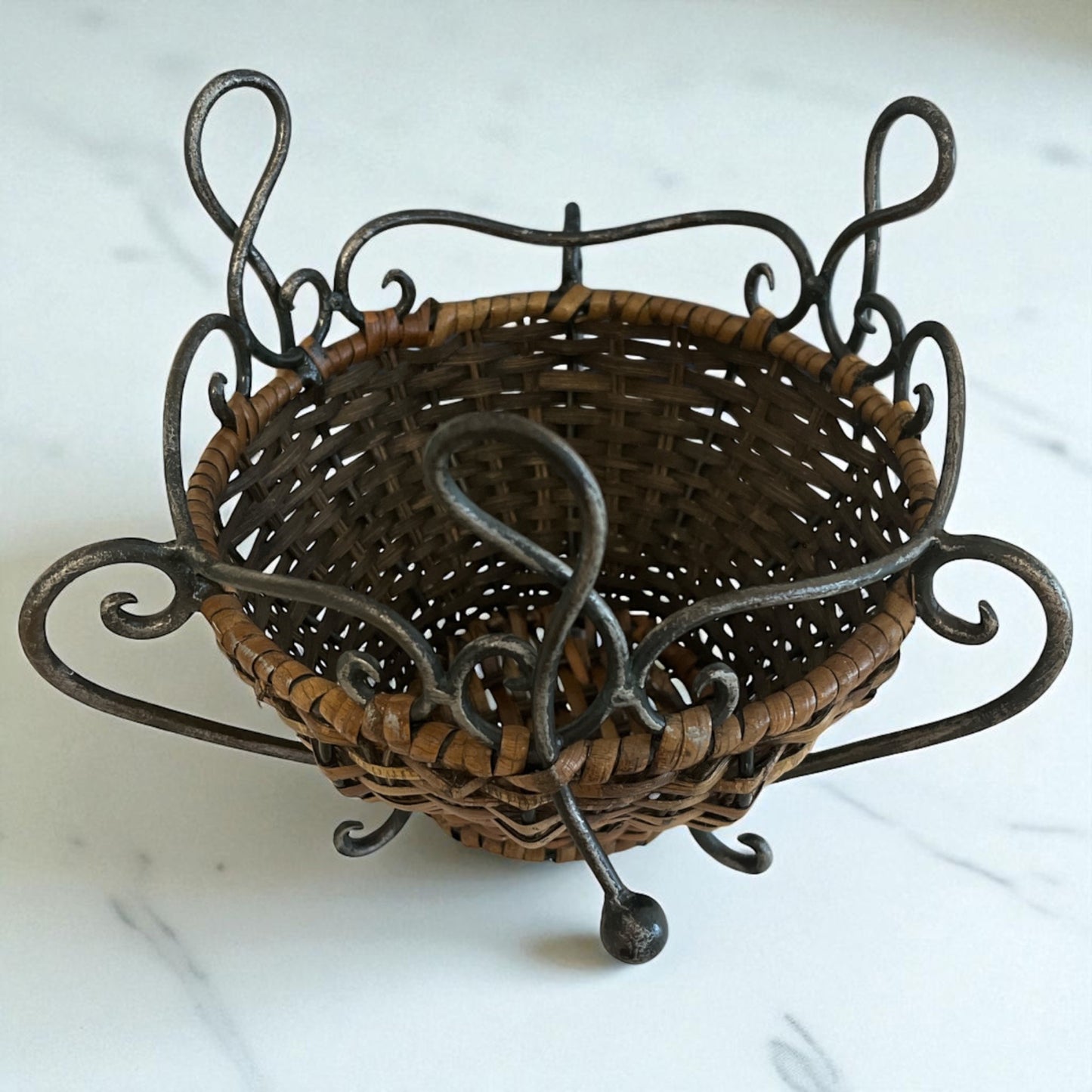 Vintage Wicker & Wrought Iron Basket – Rustic Farmhouse Storage – 8x7