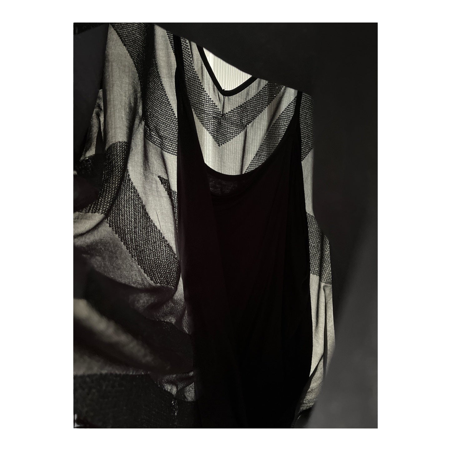 Design History Women’s 3X Black Sheer Sequin Tunic Top with Built-In Camisole, V-Neck, 2010s