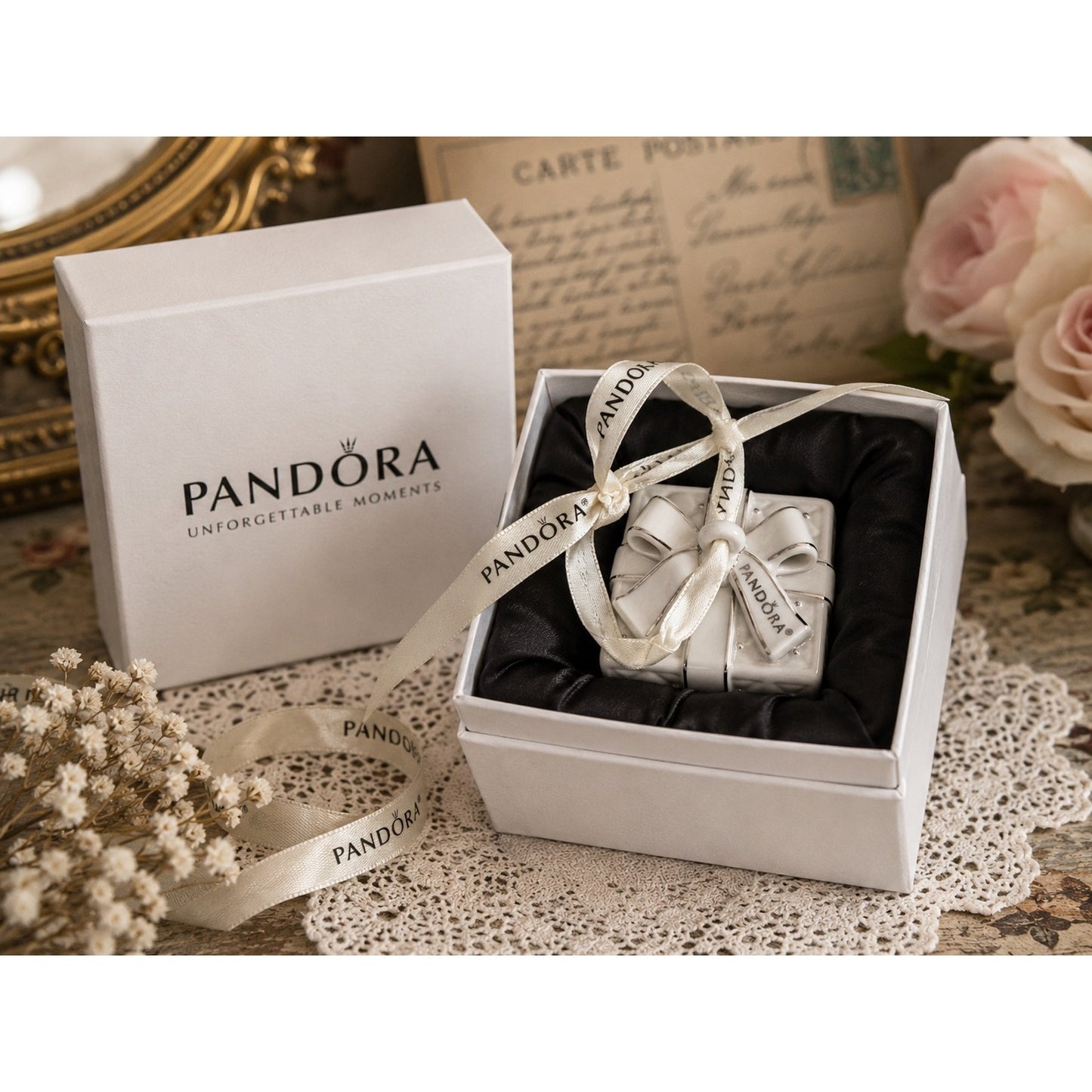 Pandora 2016 White Ceramic Gift Box Ornament Christmas Tree Decoration with Box