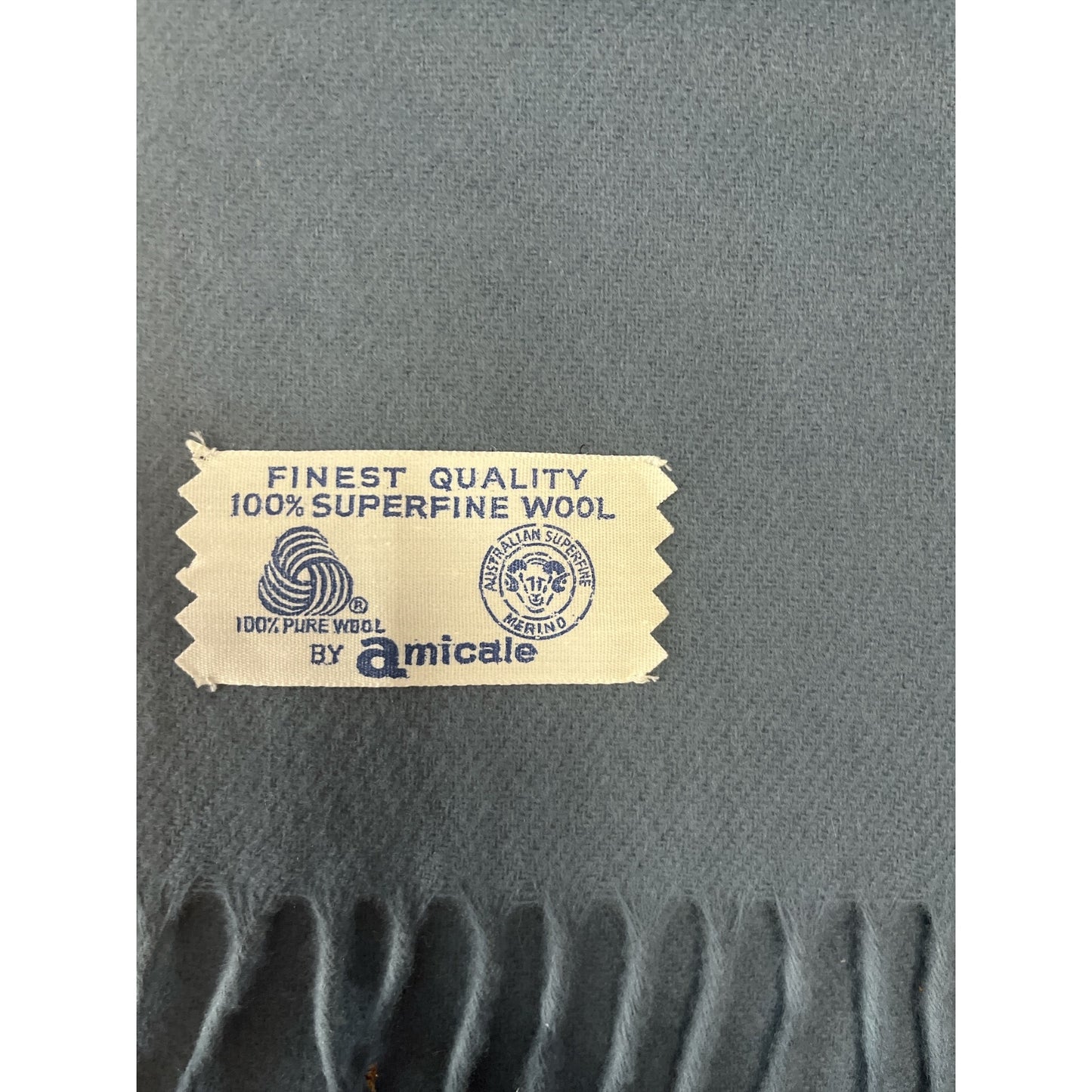 Vtg Amicale Superfine Wool Scarf – 100% Merino, Blue-Gray, Fringe Ends, Made in Italy (1990s–2000s)