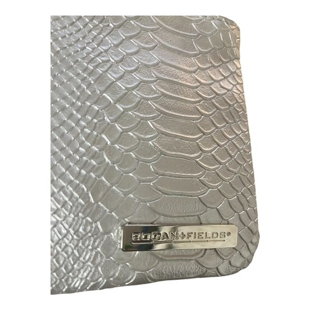 Rodan & Fields Cosmetic Make-up Bag Silver Textured Faux Snake Skin Wristlet - Small, Pink Lining