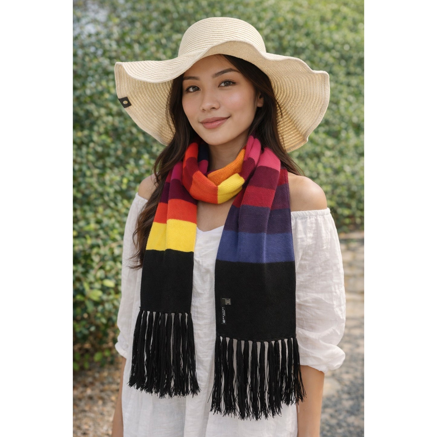 Kenneth Cole Reaction Rainbow Stripe Knit Scarf with Fringe Y2K