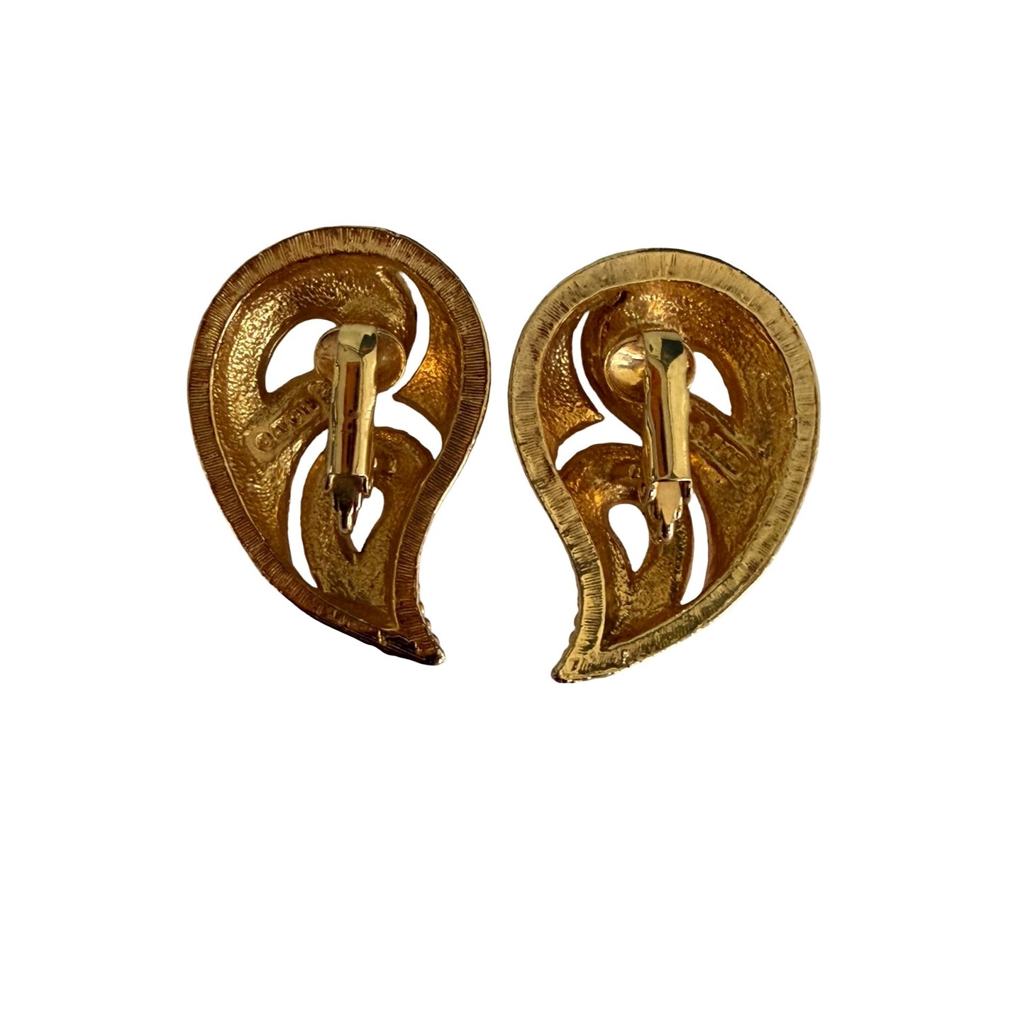 Vintage Avon Pink Enamel Paisley Clip On Earrings Gold Tone Abstract Swirl Retro 1980s