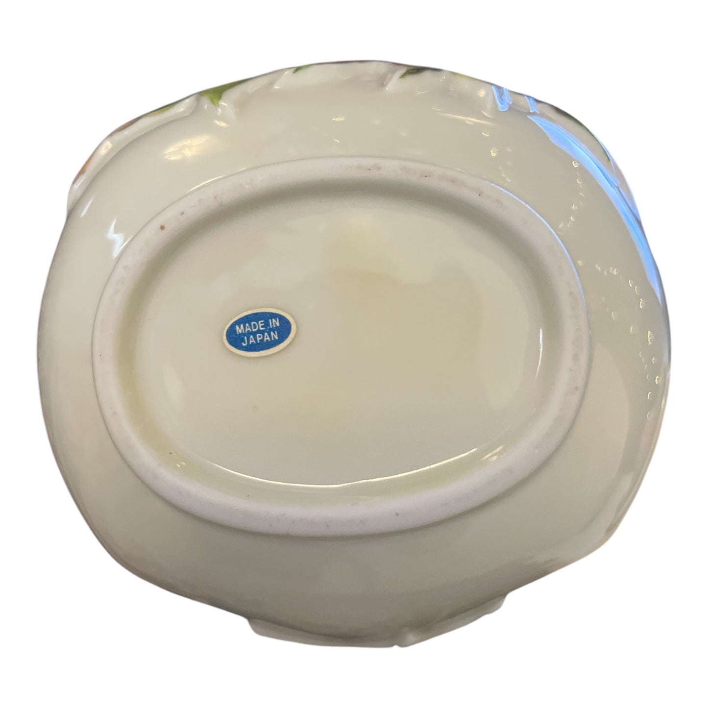 1950s Made in Japan Christmas Basket with Red Ribbon & Fruit – Vintage Ceramic Handle Bowl with Gold Trim – Mid-Century Holiday Decor