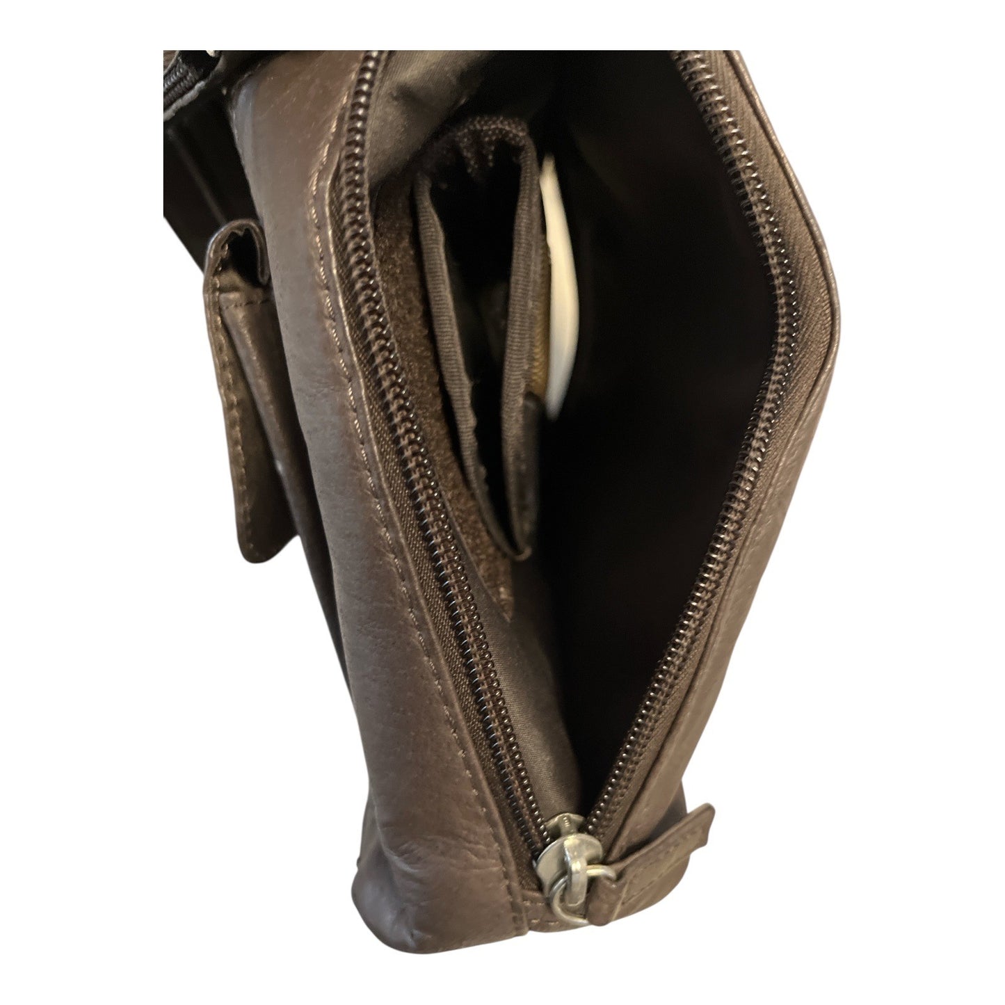 Gun Tote’n Mamas Concealed Carry Brown Faux Leather Crossbody Bag – 2012 – Adjustable Strap, Organizer Pockets, Holster Included
