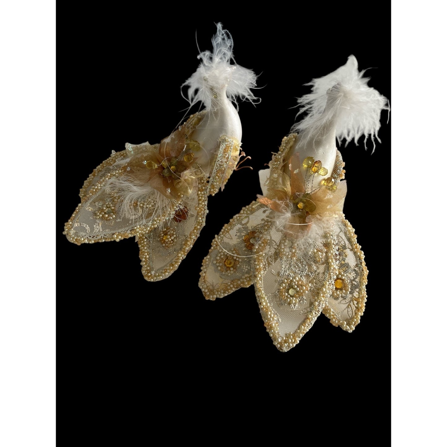 Set of 2 Decorative Birds Ornaments with Beaded Lace Tails and Feather Crests