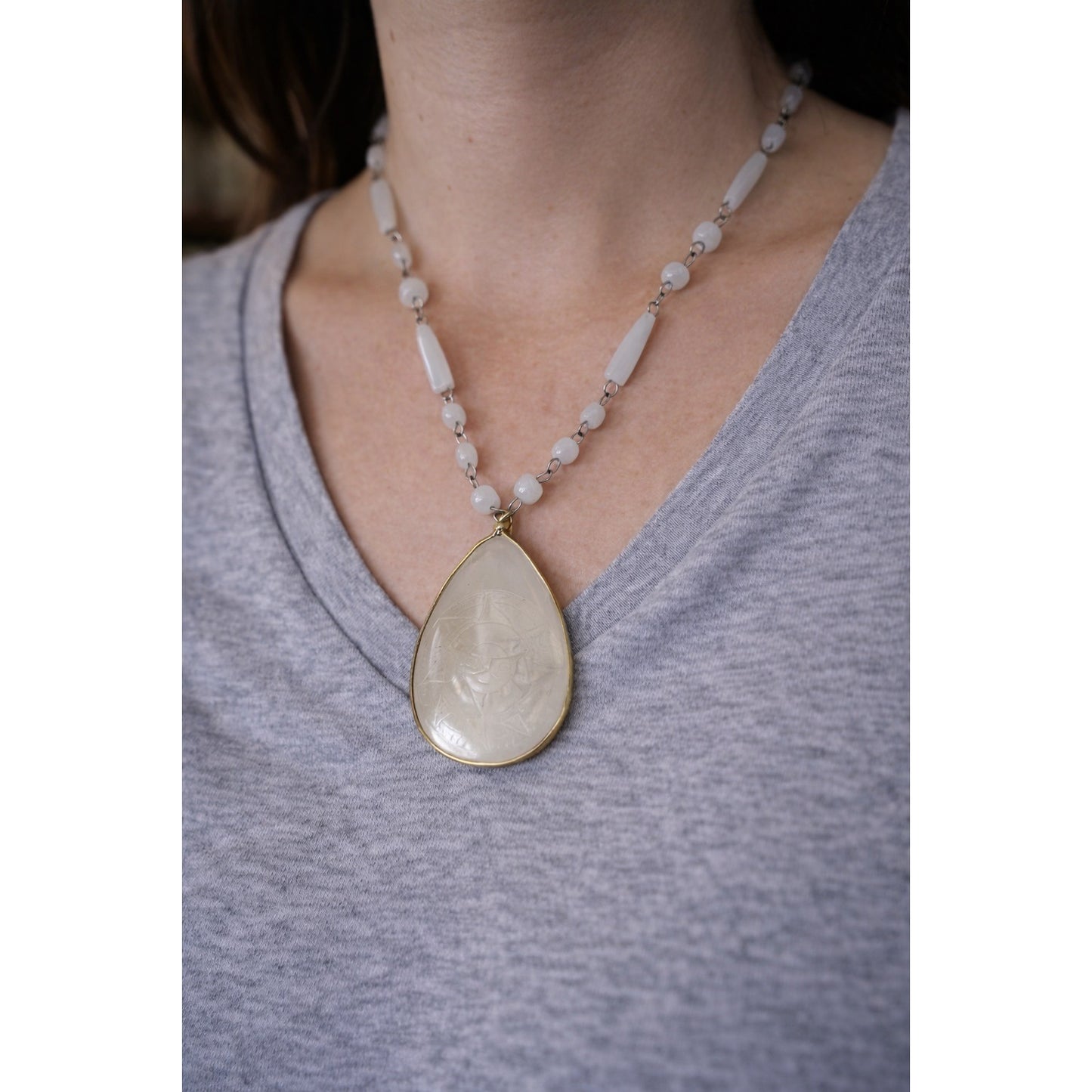 Vintage Beaded Necklace White Stone Glass Teardrop Pendant Sun Face Etched 22”