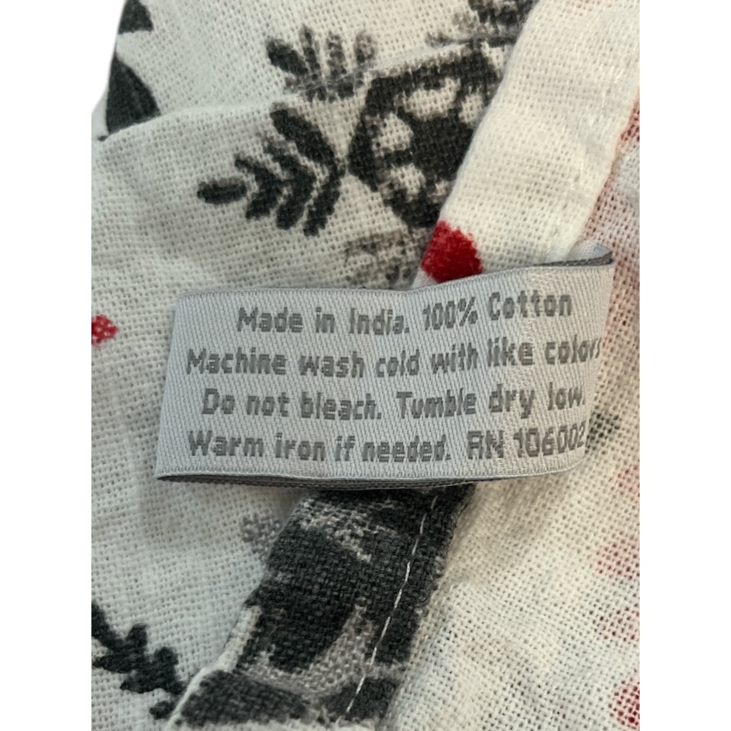 The Farmhouse by Rachel Ashwell Christmas Tablecloth – Red & Gray Snowflakes, 100% Cotton, 60x84" (Late 2010s–Early 2020s)