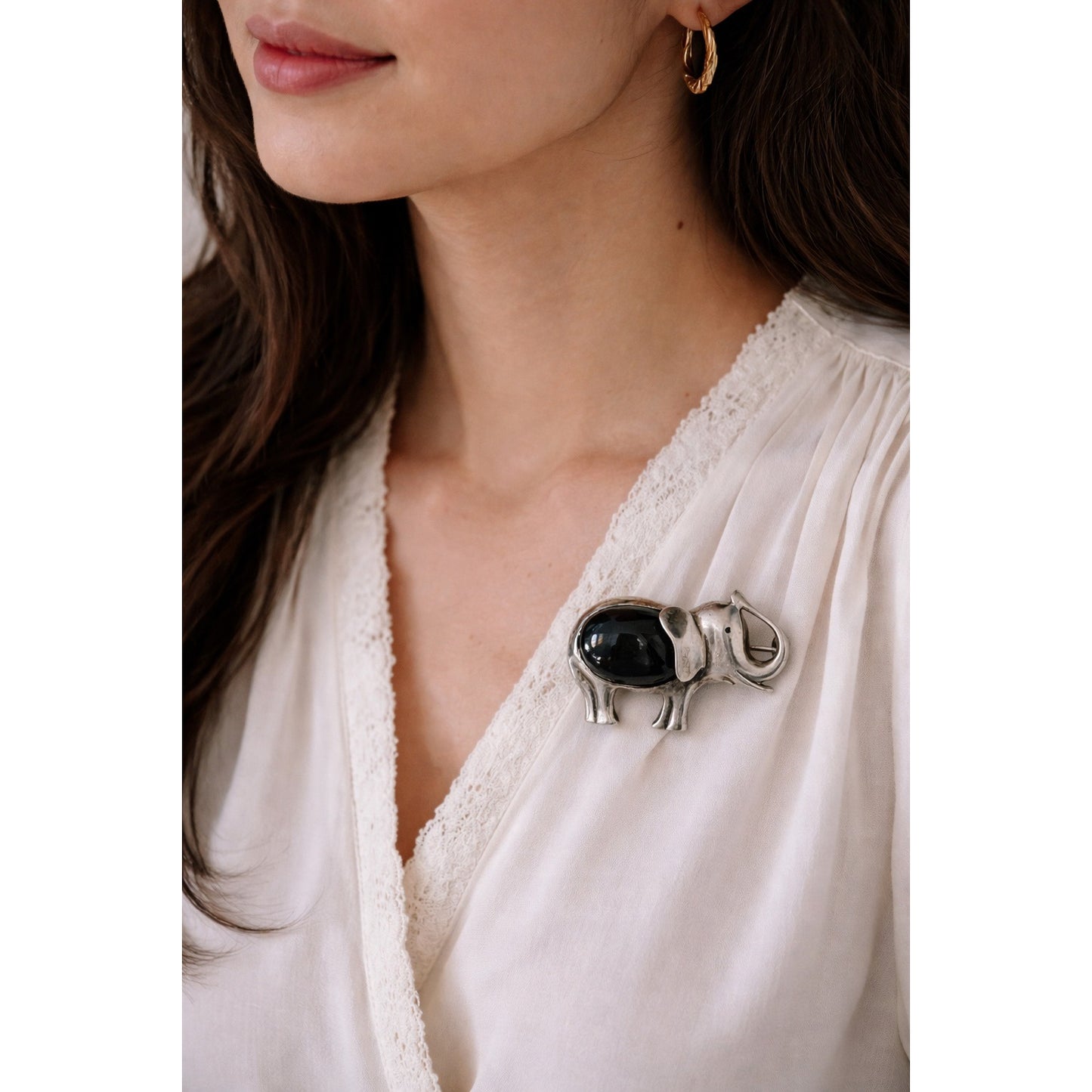 Vintage Mexico Sterling Silver Elephant Brooch Black Onyx Inlay