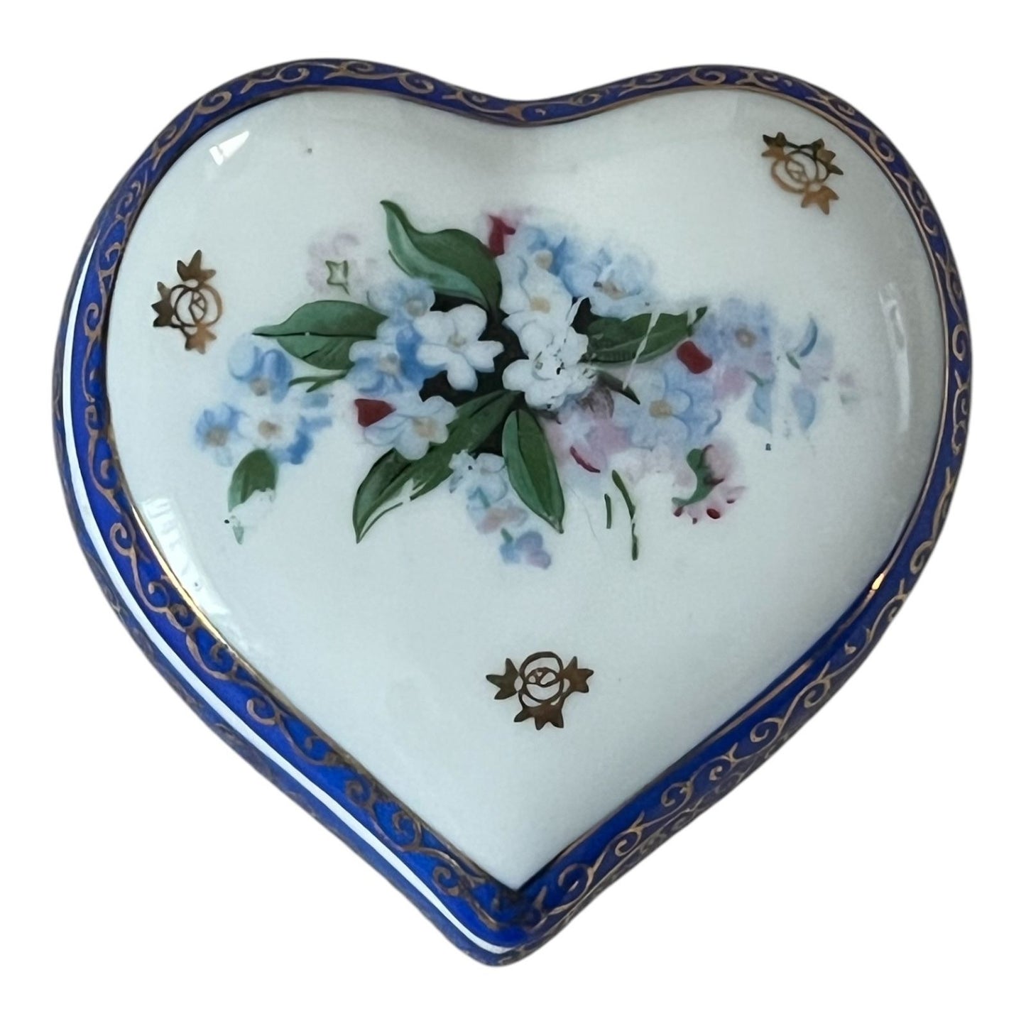 Vintage Japan Heart-Shaped Porcelain Trinket Box – Blue Floral with Gold Trim – Y Mark