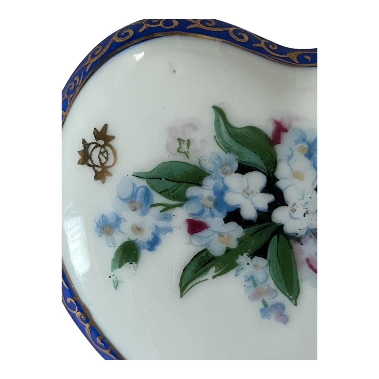 Vintage Japan Heart-Shaped Porcelain Trinket Box – Blue Floral with Gold Trim – Y Mark