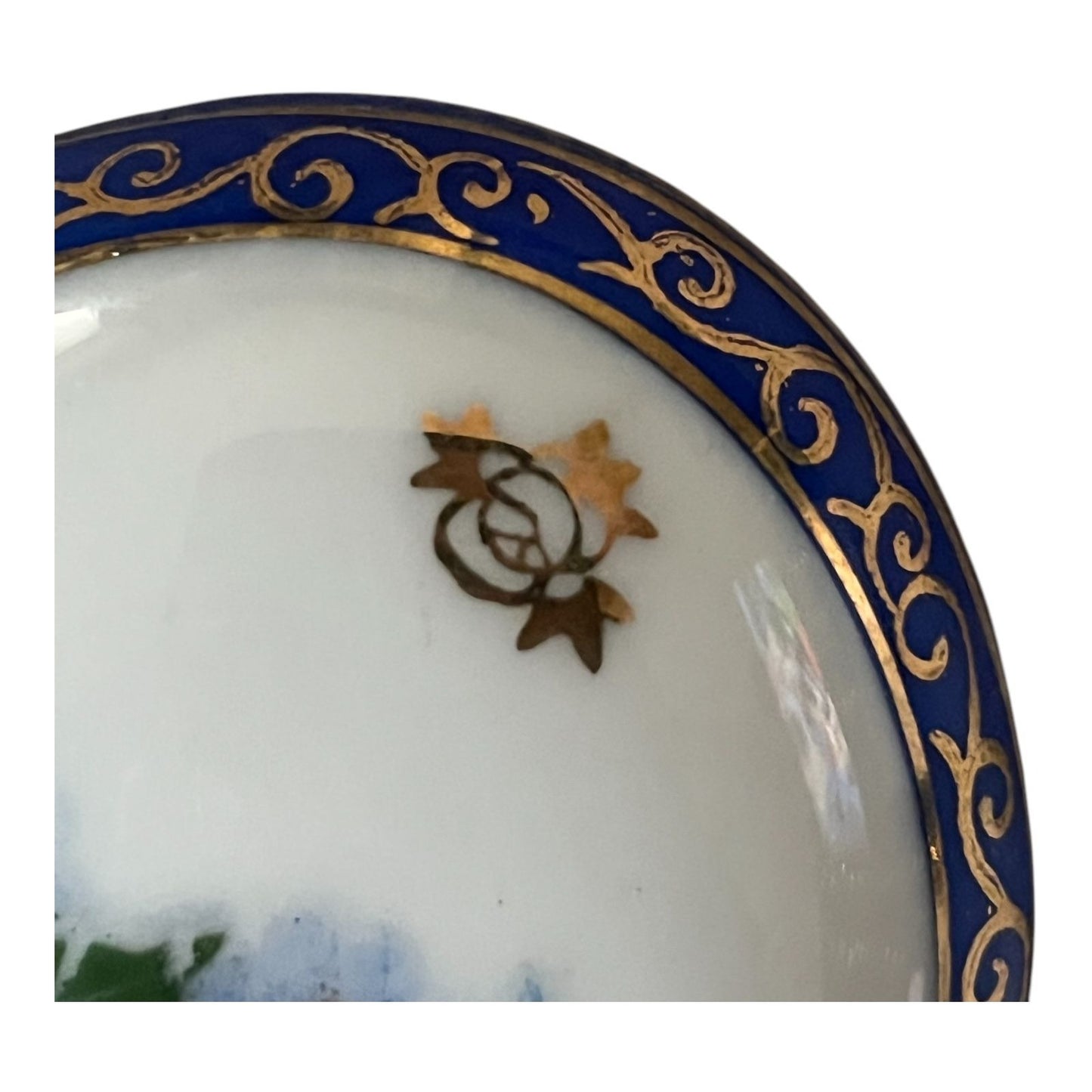 Vintage Japan Heart-Shaped Porcelain Trinket Box – Blue Floral with Gold Trim – Y Mark