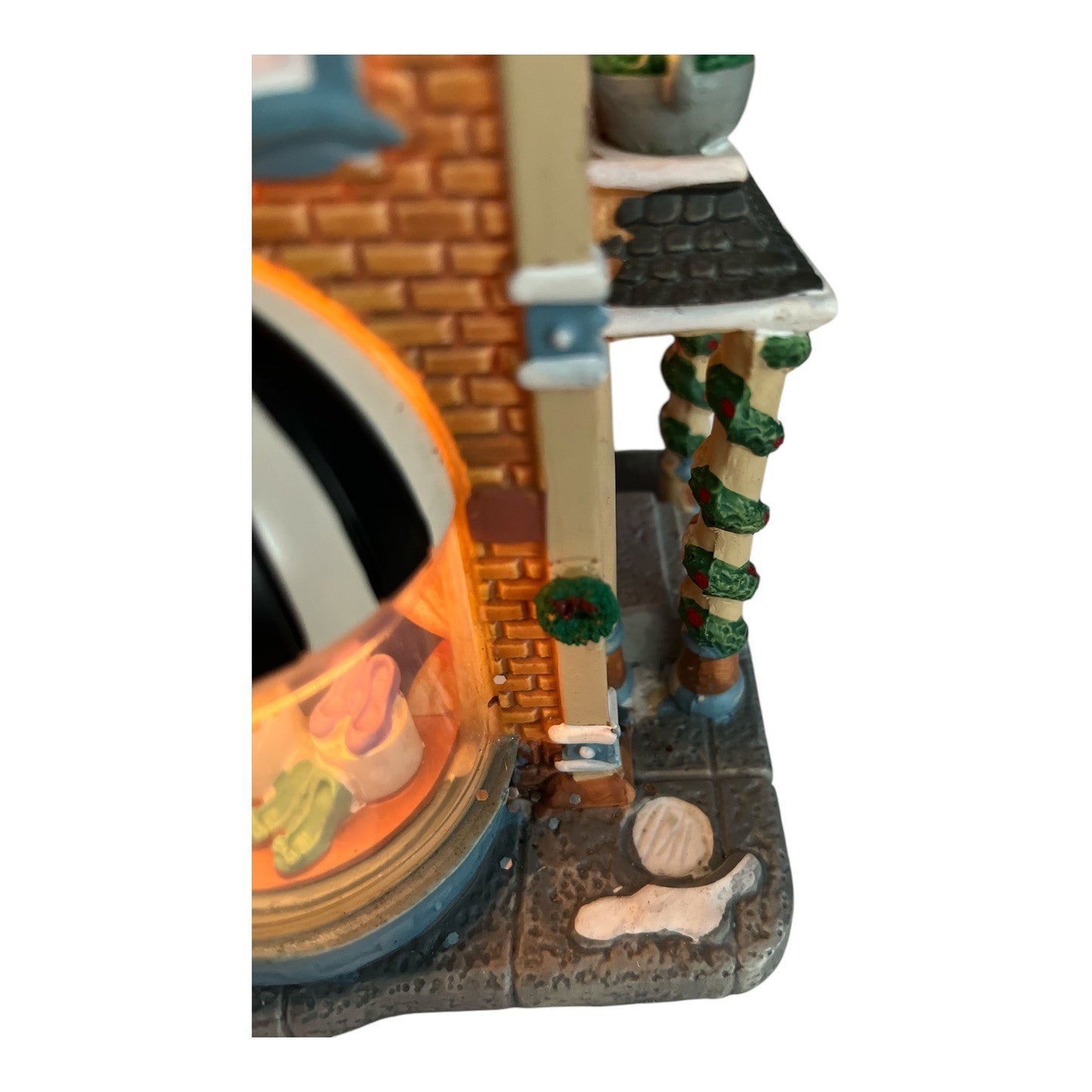 Lemax Scarlet's Shoe Boutique Lighted Village Building 2012 Kmart Exclusive