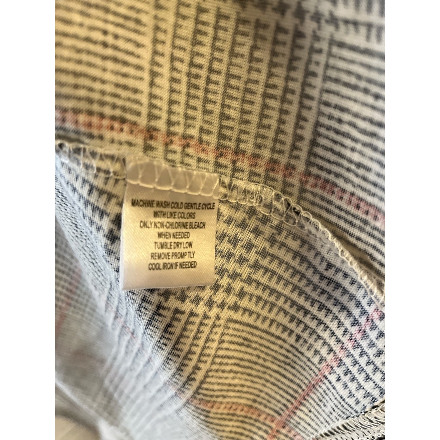 French Laundry Women’s Open Front Cardigan – Black, White & Red Plaid – Size M – Tab Sleeves