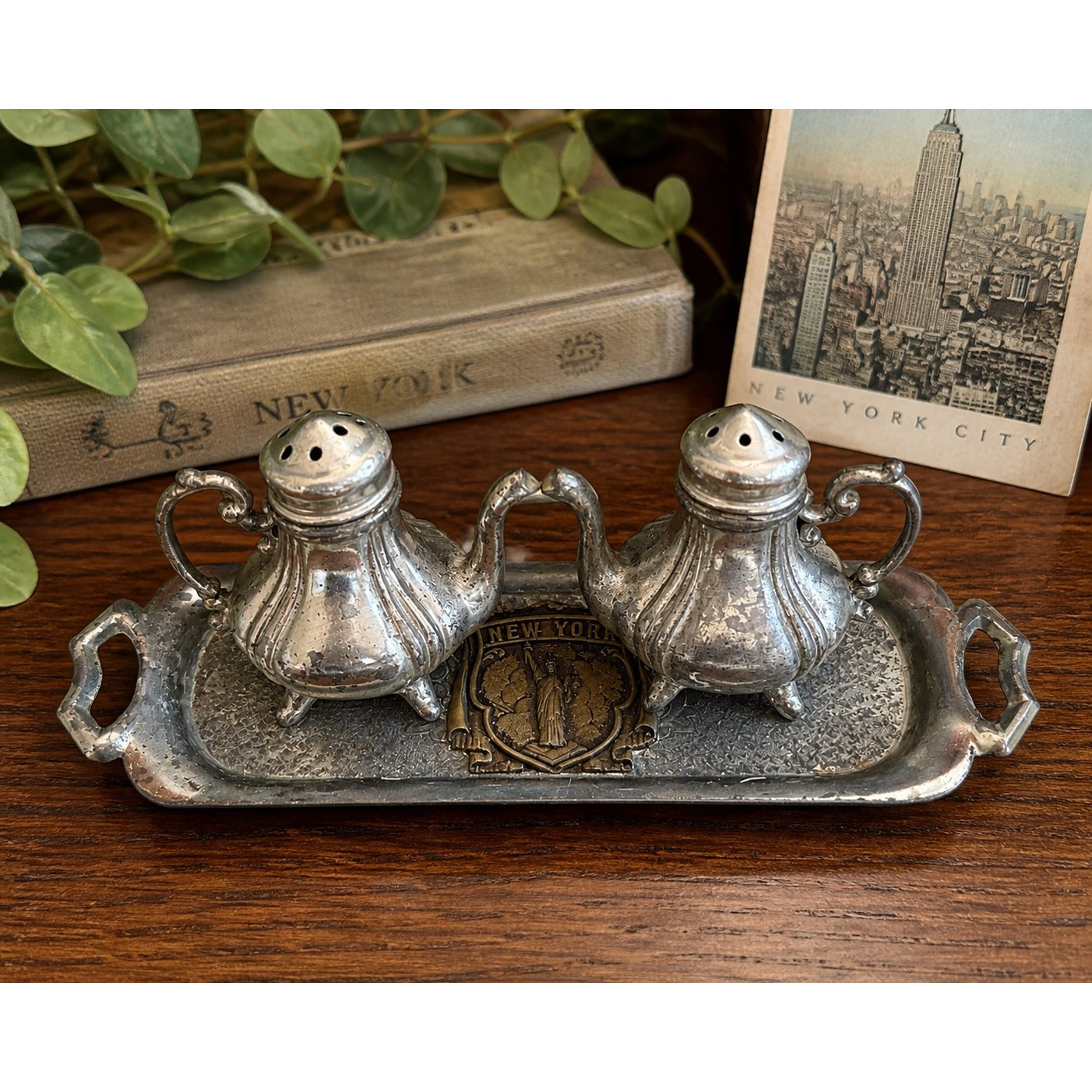 Vintage New York Souvenir Salt & Pepper Set with Tray Japan Mid Century Silverplate Double Shakers