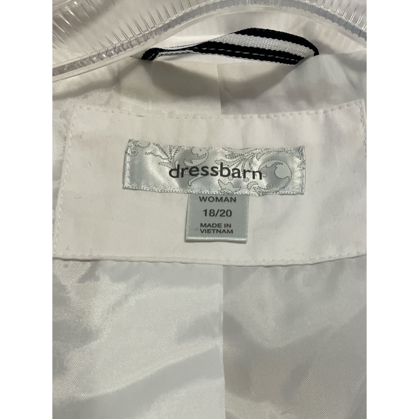Dressbarn Woman White Utility Jacket – Size 18/20 – Cotton Nylon Blend, Full Zip, Adjustable Waist – Appears Unused
