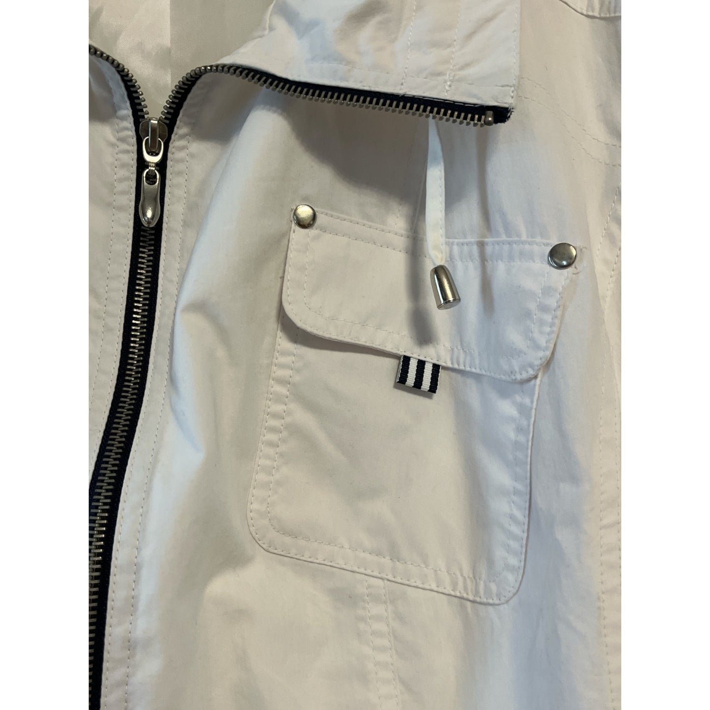 Dressbarn Woman White Utility Jacket – Size 18/20 – Cotton Nylon Blend, Full Zip, Adjustable Waist – Appears Unused