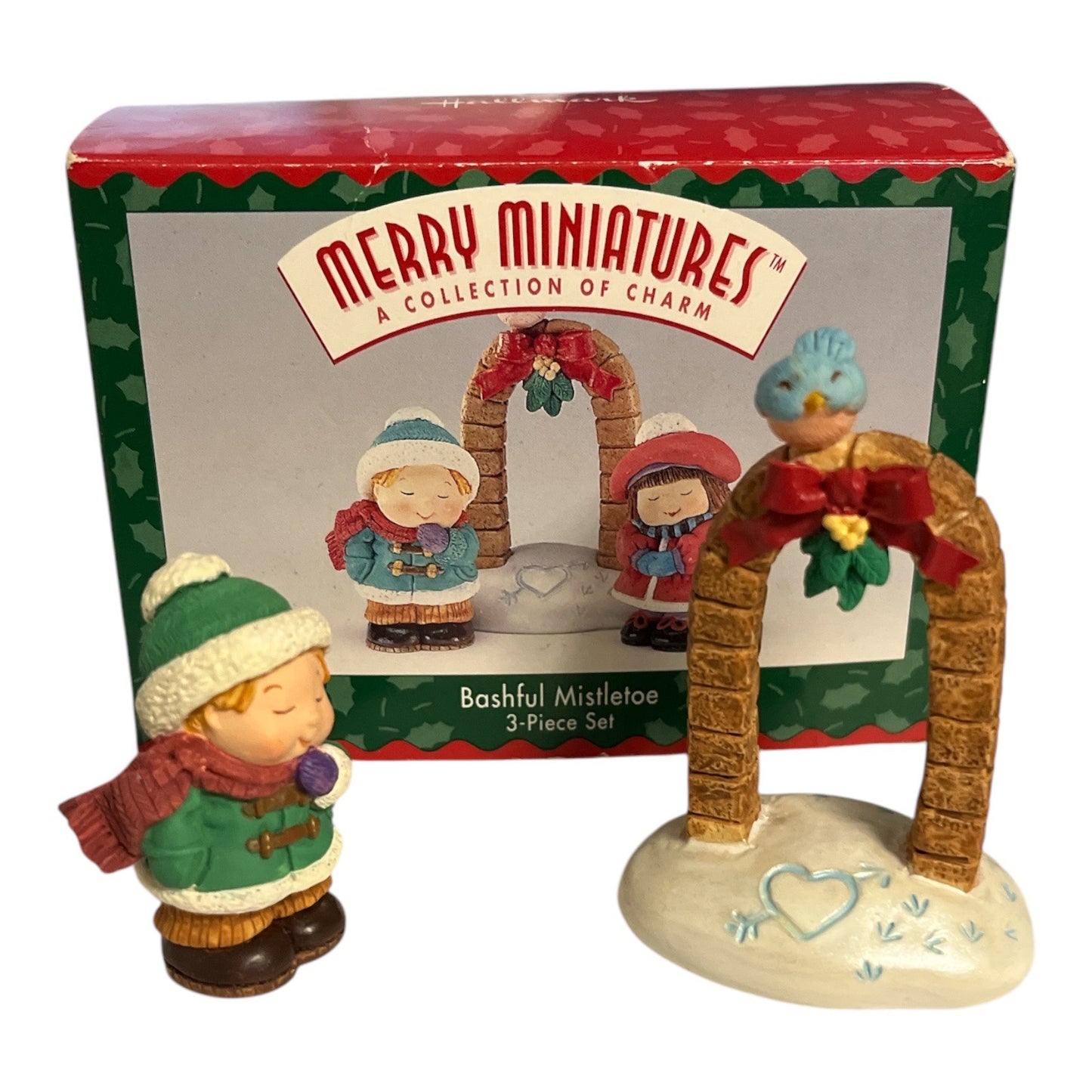 Merry Miniatures Bashful Mistletoe 2-Piece Collectible Set – Brand New