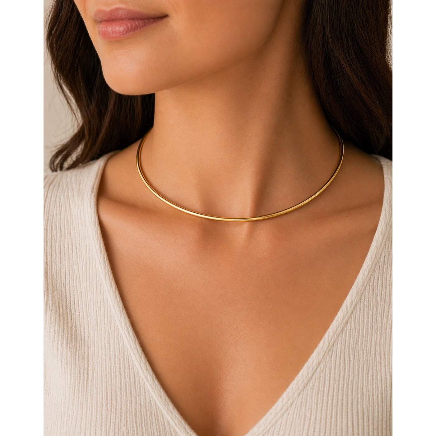 Minimalist Gold Tone Open Collar Choker Necklace 5 Inch Diameter Sleek Wire Neck Ring