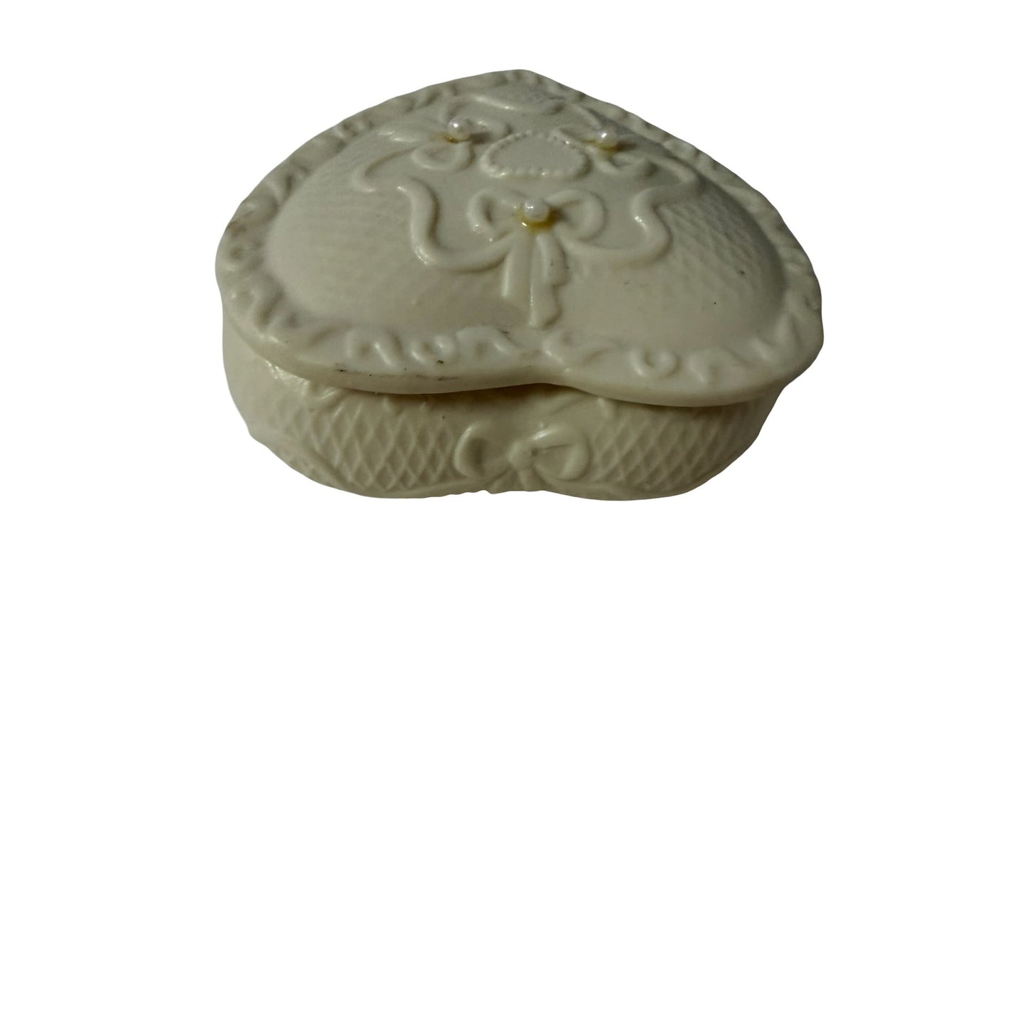 Vintage White Heart Trinket Box Ceramic Wedding Favor Ring Box Pearl Accents