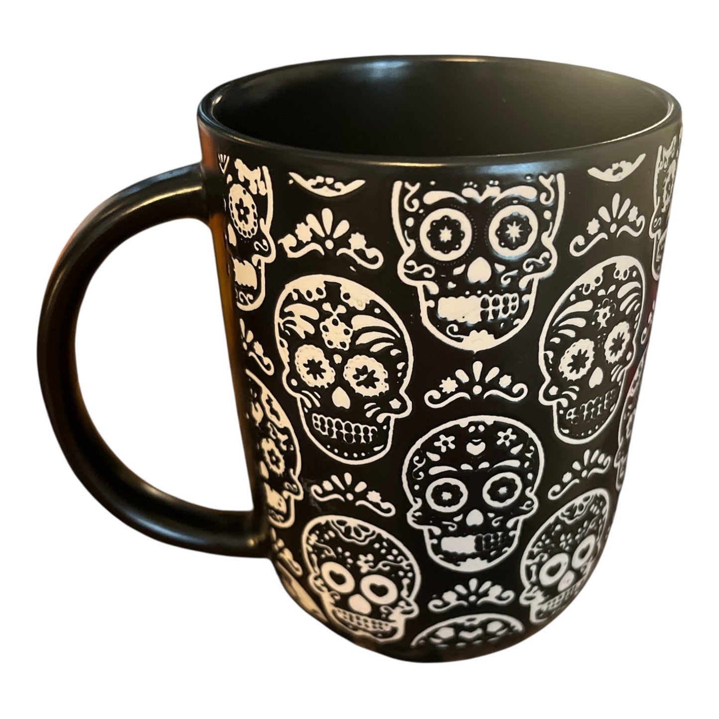 Market Finds MRKT Black Sugar Skull Mug – Dia de los Muertos Halloween Gothic Coffee Cup – 3.5" x 5"