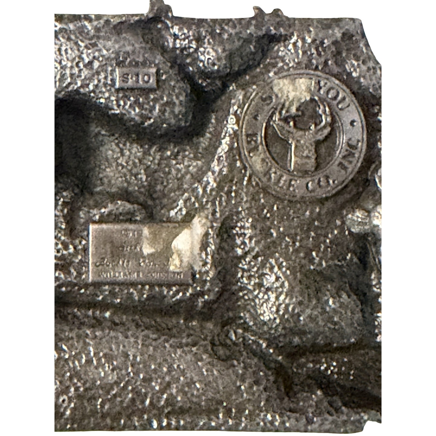 Vintage Siskiyou Belt Buckle Deer Hunting Rifle Wildlife Scene 1984