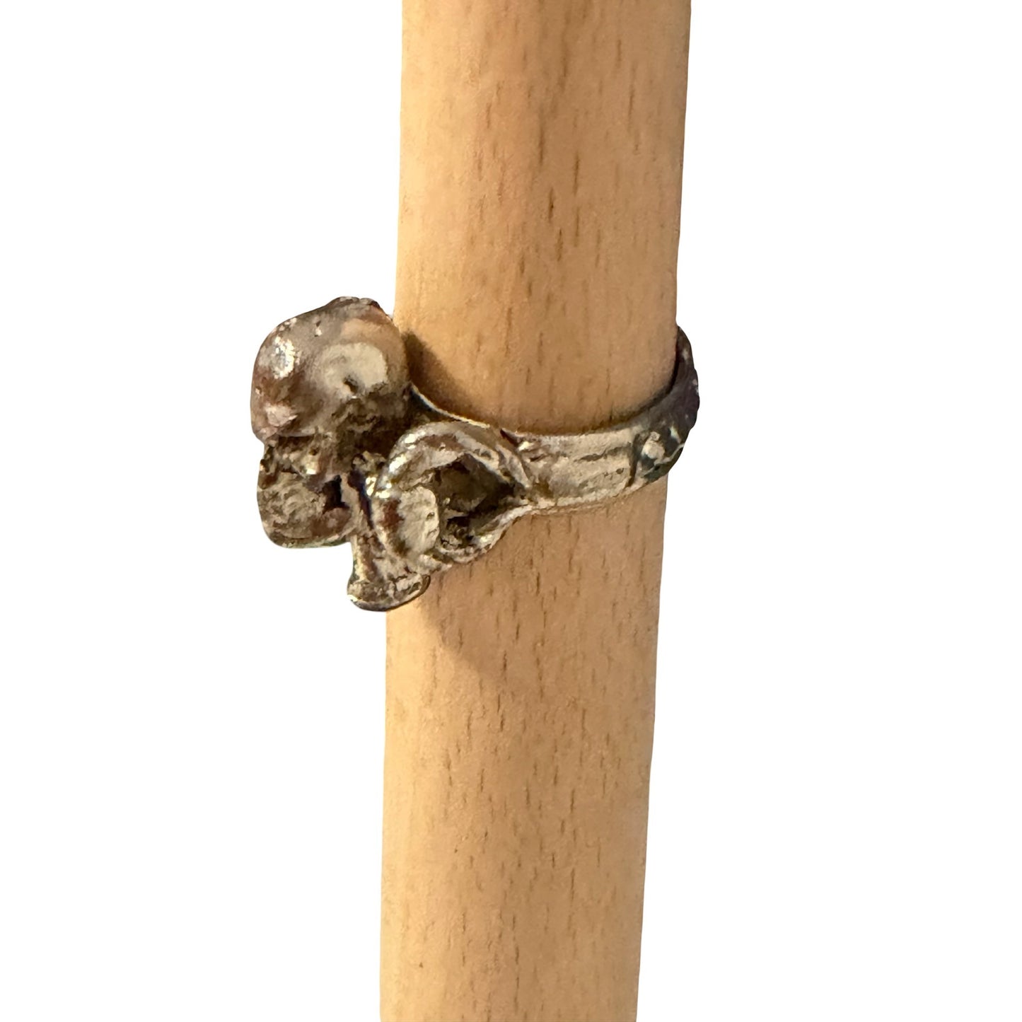 Title: Vintage Sterling Silver Skull Ring Size 13 Gothic Biker Crossbones S925 Statement