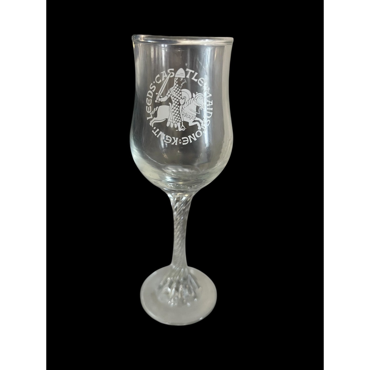 Leeds Castle Maidstone Kent England Etched Wine Glass Twisted Stem Souvenir Goblet