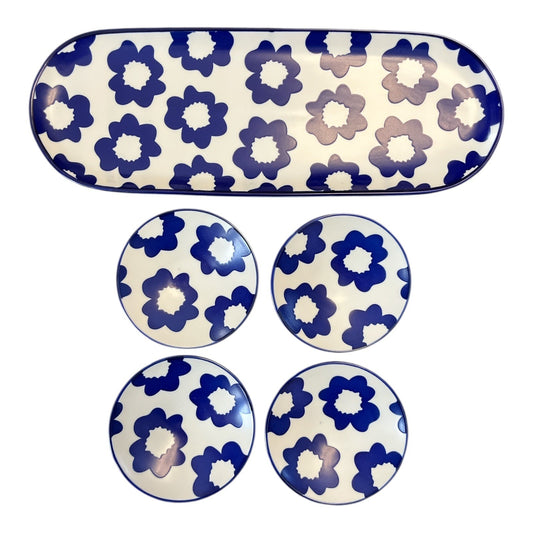 Crofton Stoneware Serving Set – Blue Floral Pattern – 1 Tray & 4 Plates – Microwave & Dishwasher Safe