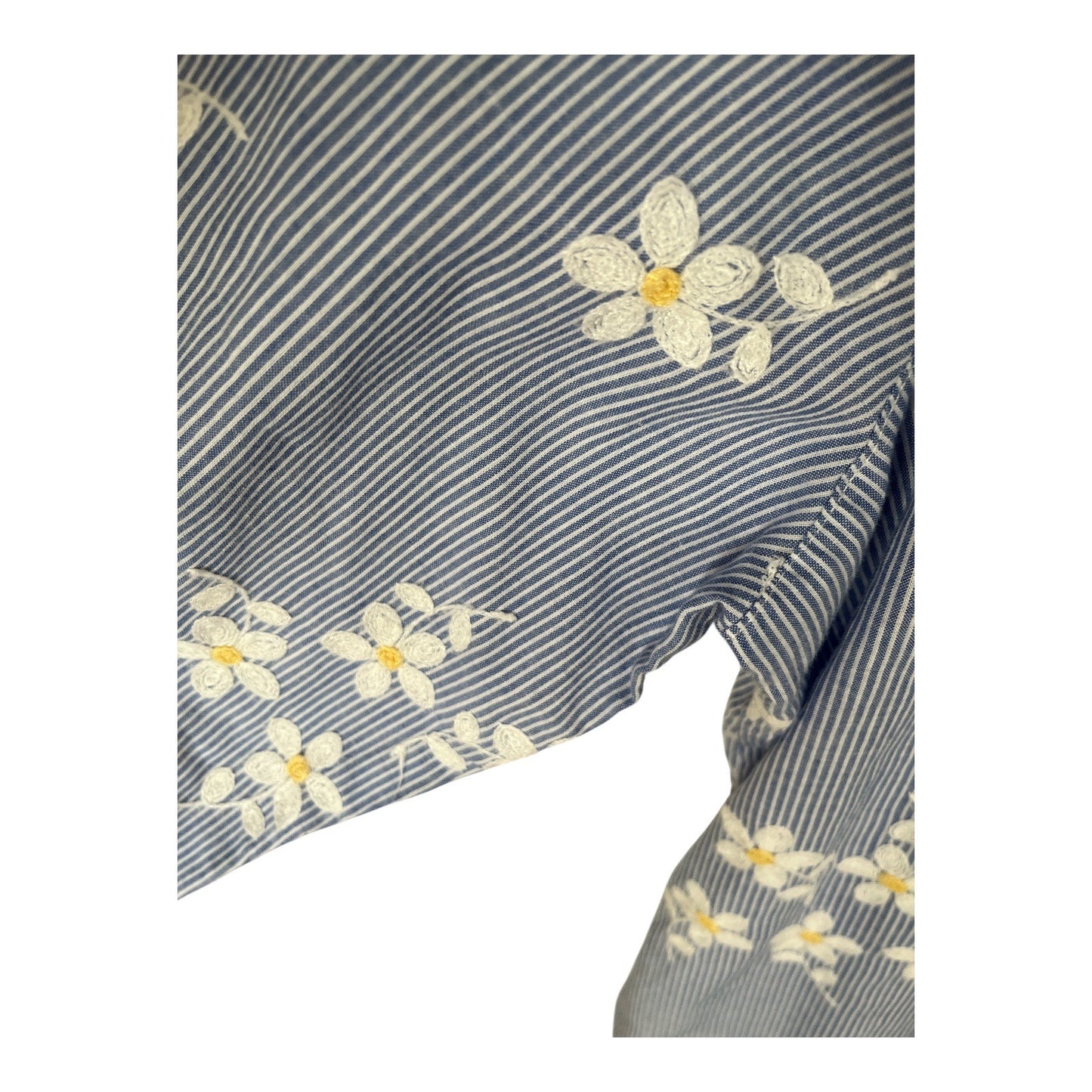Alfred Dunner Women’s Size L Blue Striped Button-Front Shirt with Embroidered Daisies