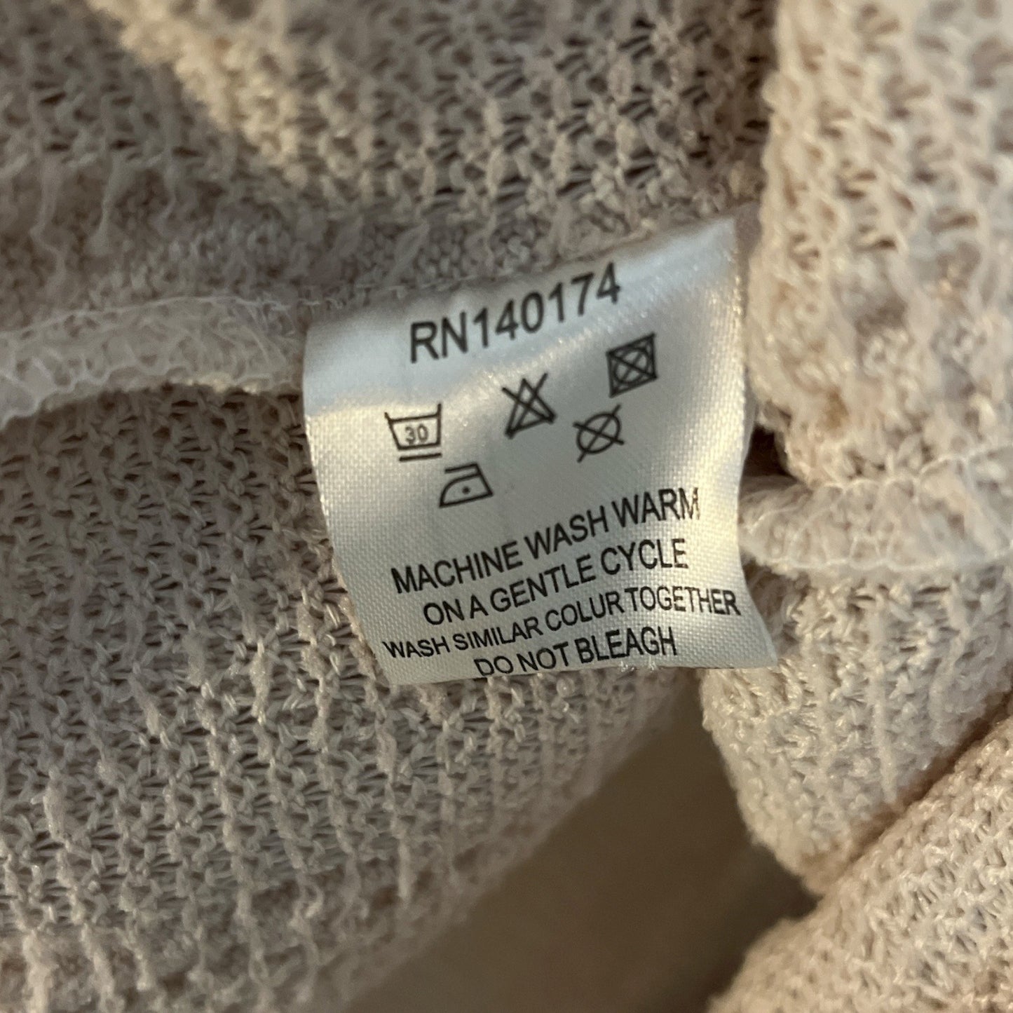 Reborn Women’s S Winter White Cable Knit Sweater Tunic – Plaid Trim Hem – Size S NWT