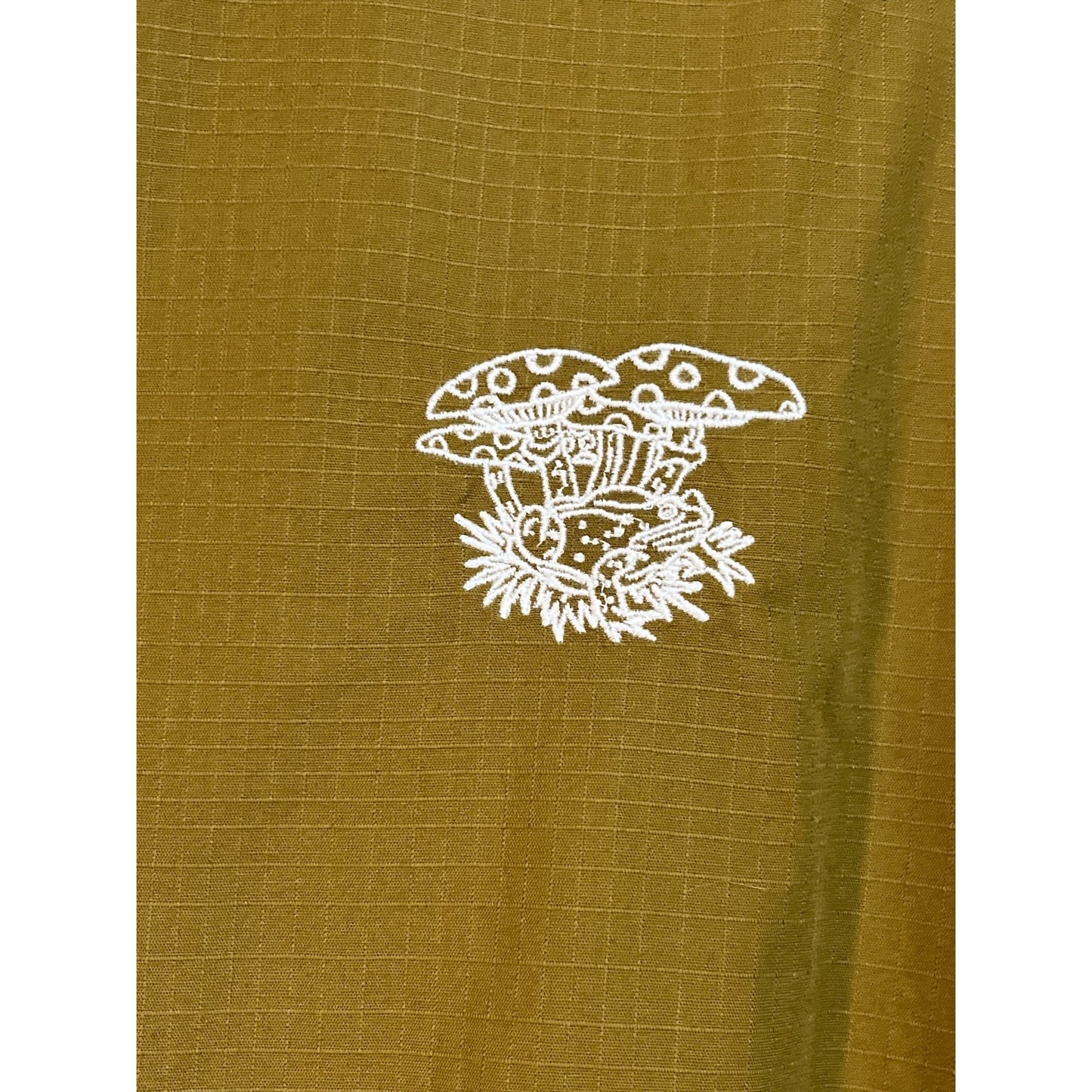Levi’s Relaxed Fit Button-Up Shirt XXL Made in India Brown Embroidered Mushroom 56x31