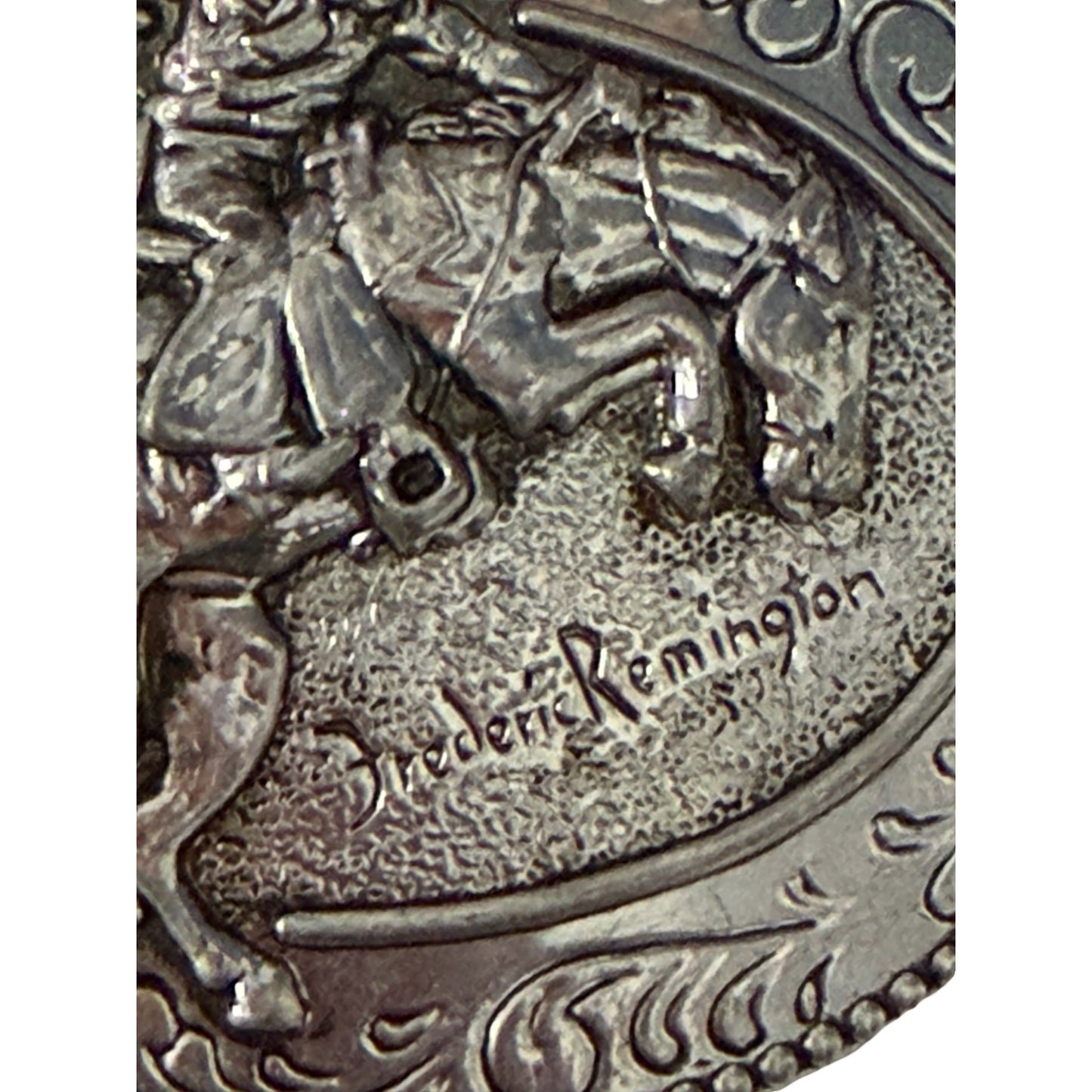 Frederic Remington The Broncho Buster Western Cowboy Belt Buckle Silver Tone