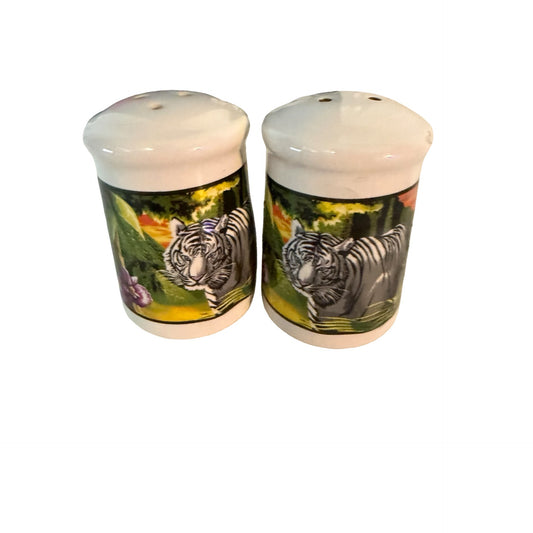 Busch Gardens White Tiger Salt & Pepper Shakers Ceramic Souvenir Set Safari Theme