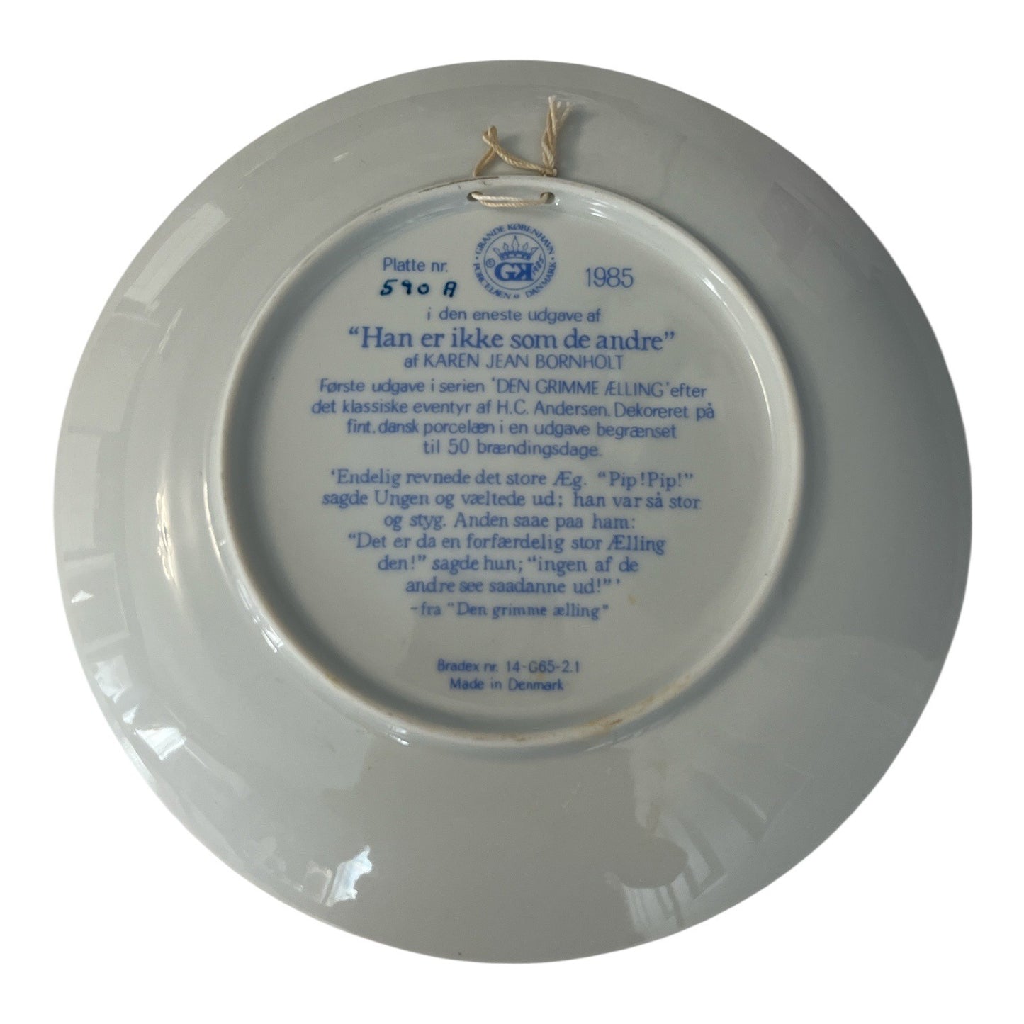 Royal Copenhagen Ugly Duckling Collector Plate 1985 Karen Jean Bornholt Denmark