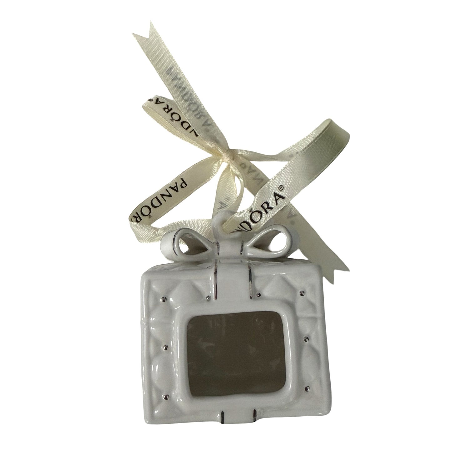 Pandora 2016 White Ceramic Gift Box Ornament Christmas Tree Decoration with Box