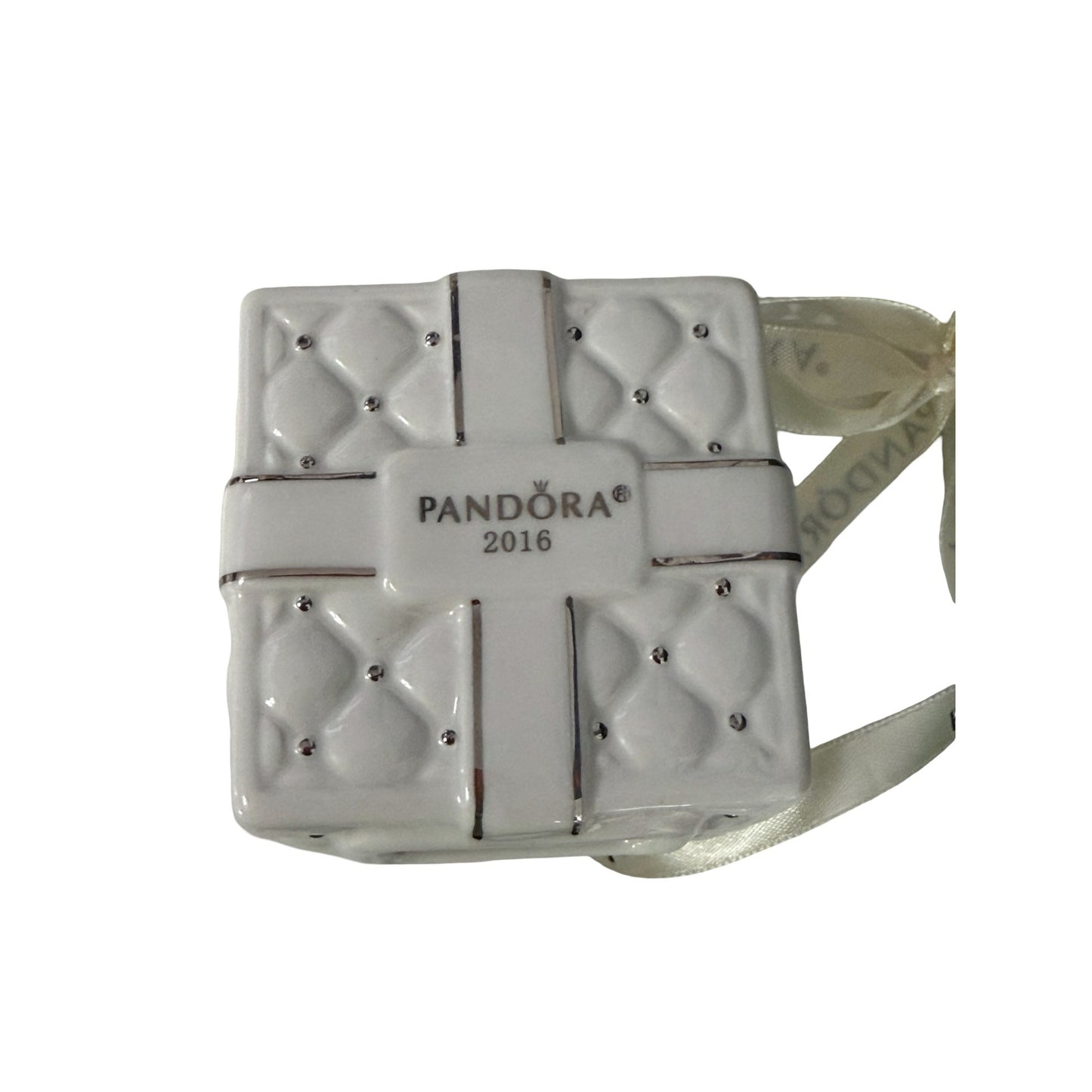 Pandora 2016 White Ceramic Gift Box Ornament Christmas Tree Decoration with Box