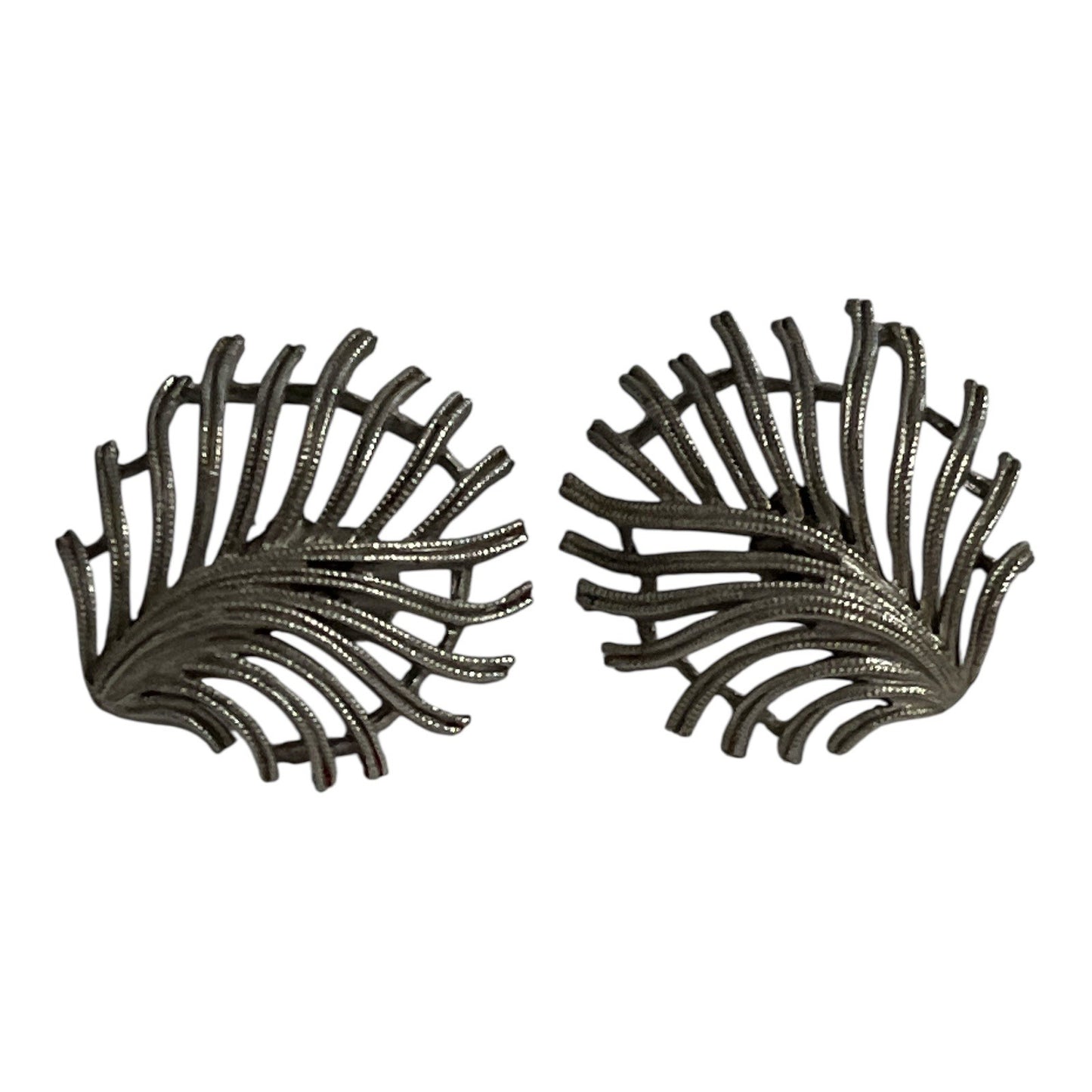 Vintage Lisner Screw-Back Earrings Silver Tone Openwork Leaf Palm Frond Design