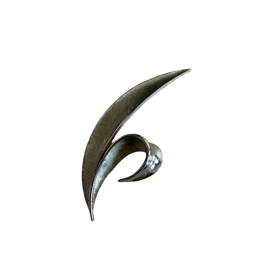 Trifari Silver Tone Modernist Brooch Abstract Leaf Swirl Pin Vintage