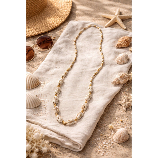 Vintage Cowrie Shell Necklace 16 Inch Beach Boho Coastal Jewelry
