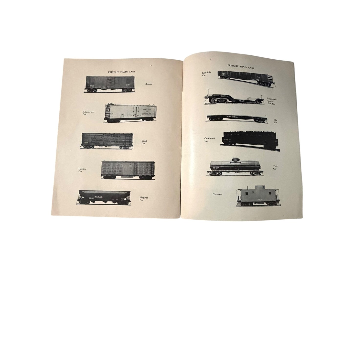 1954 Railroads at Work Sixth Edition Association of American Railroads Educational Picture Book