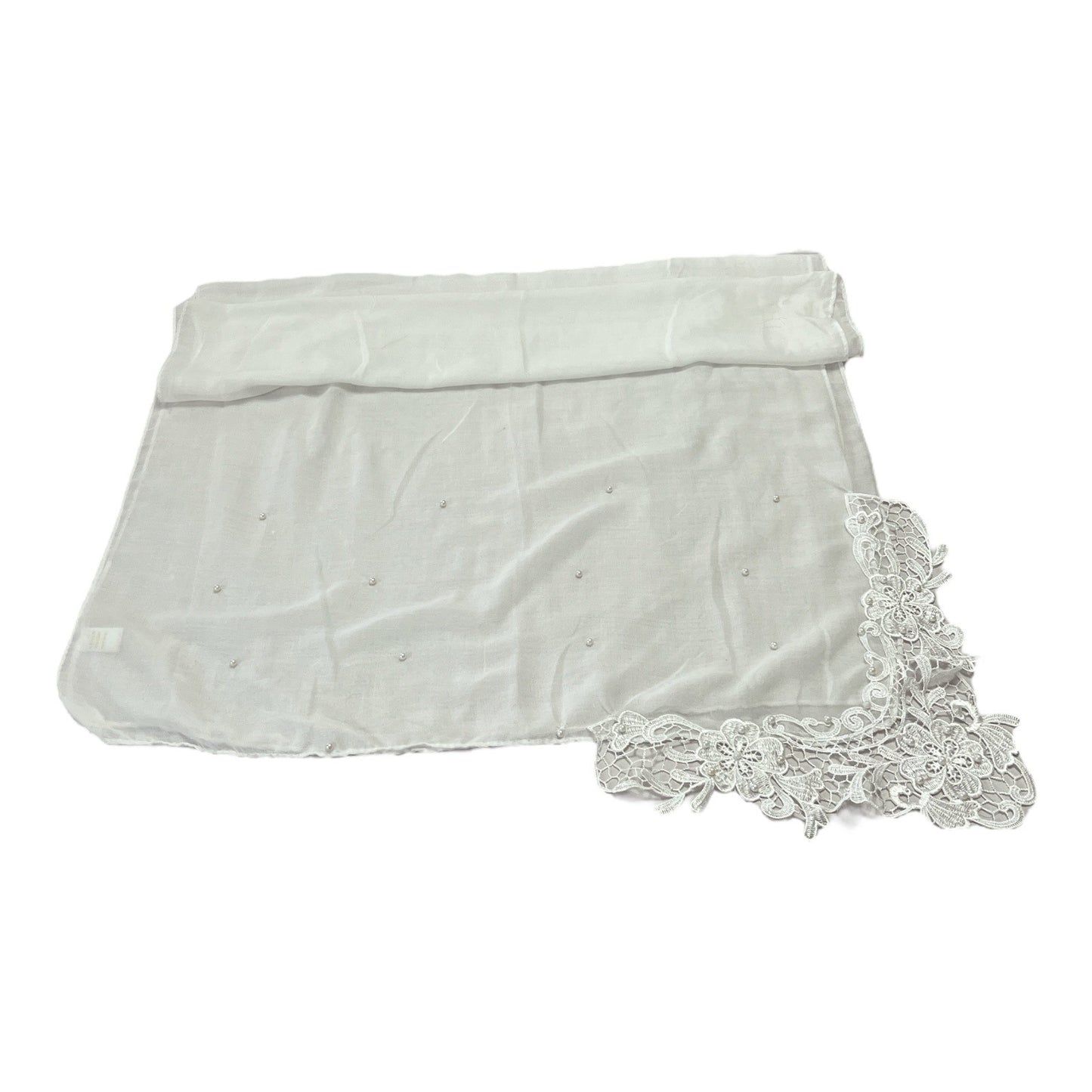 Vintage Al Multazima White Lace-Trimmed Scarf Shawl – 1990s–2000s