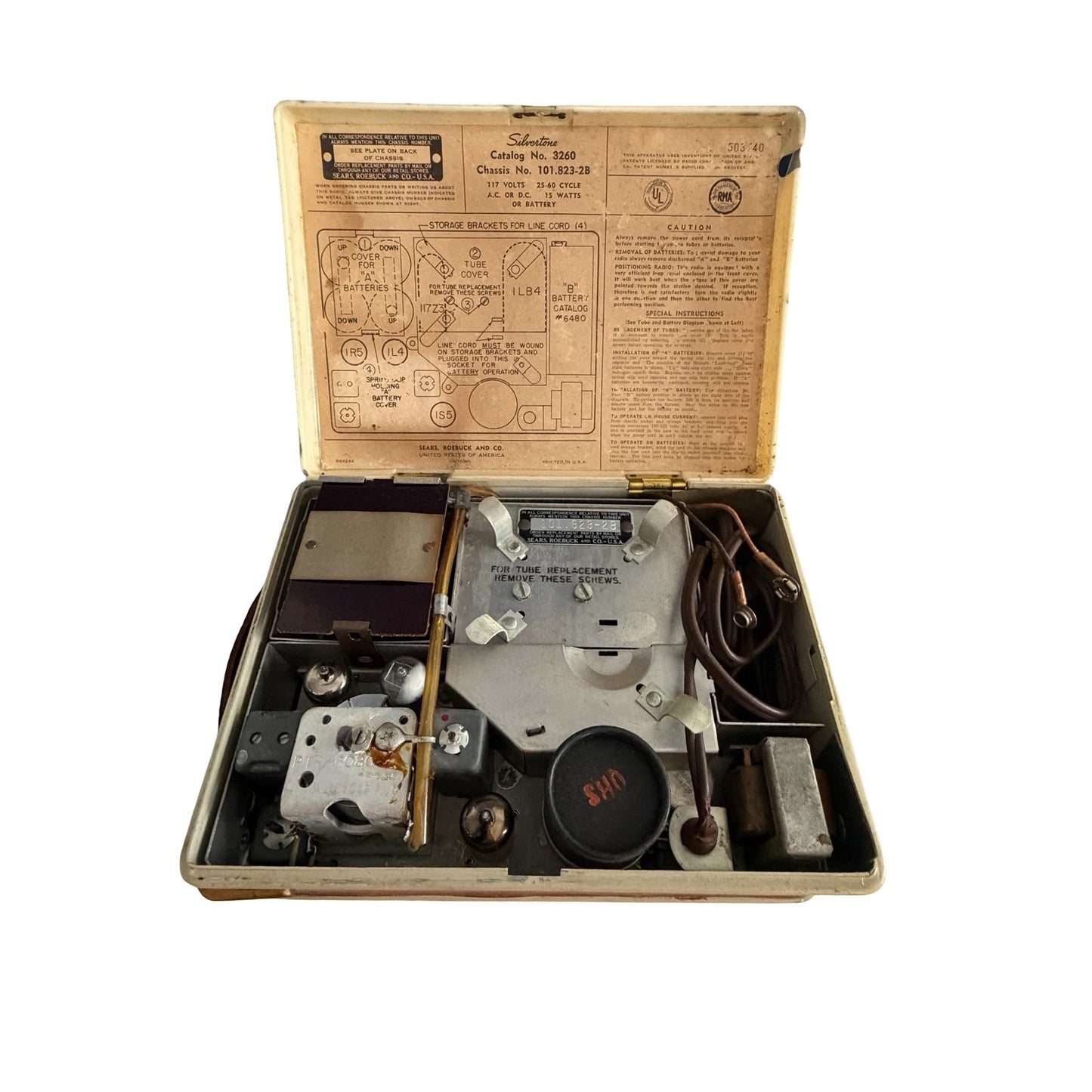 Vintage Silvertone 3260 Portable Tube Radio Sears Roebuck Chassis 101.823-2B Untested