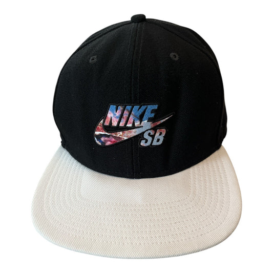 Nike SB Galaxy Logo Snapback Hat – Black & White – One Size Adjustable – Made in Vietnam