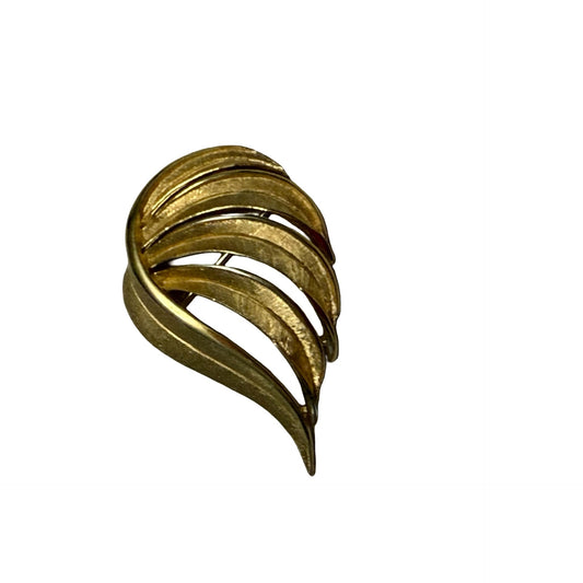 Trifari Gold Tone Leaf Brooch Vintage Textured Abstract Openwork Pin