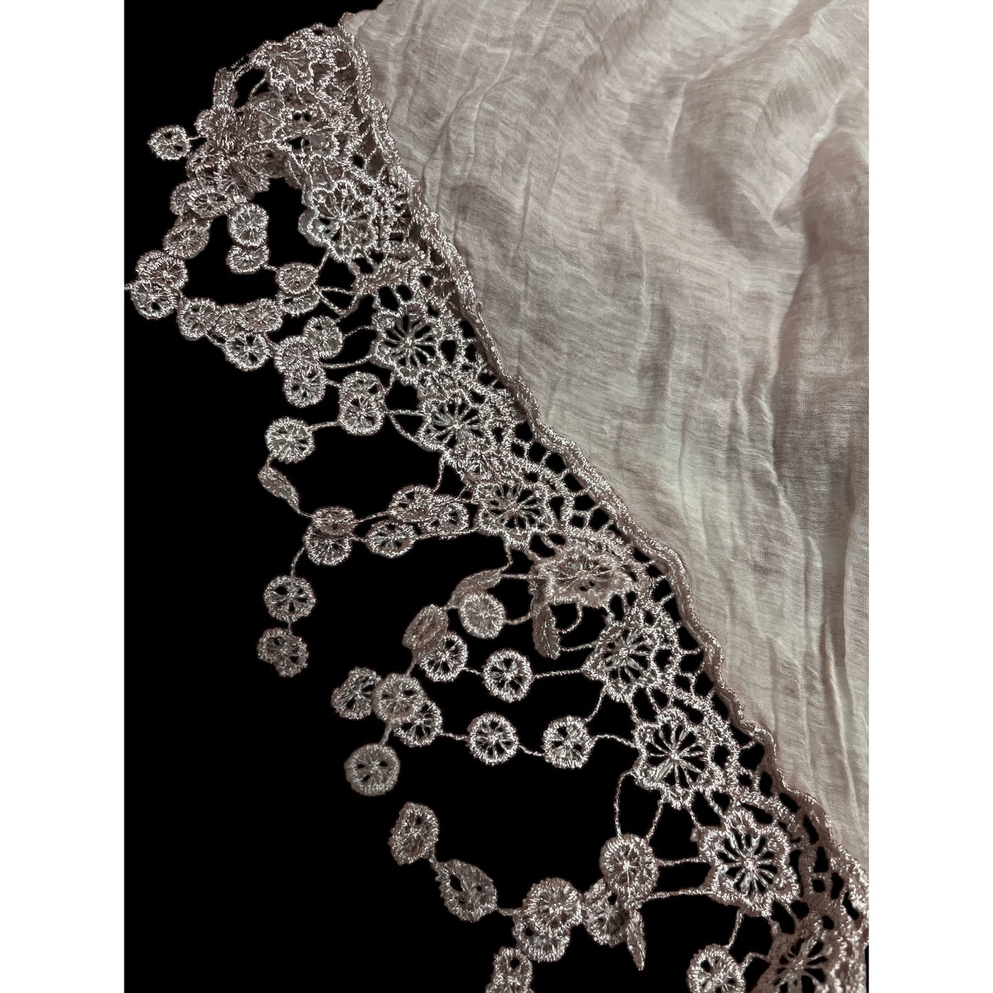 Vintage Early 2000s Italian Cotton Silk Lace Trim Shawl Scarf Wrap – Light Rose