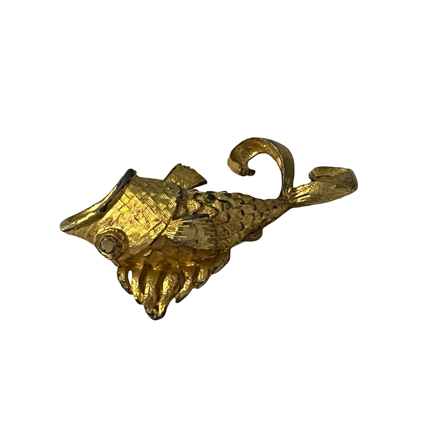 Vintage Gold Tone Fish Brooch Figural Textured Metal Pin 2 Inch