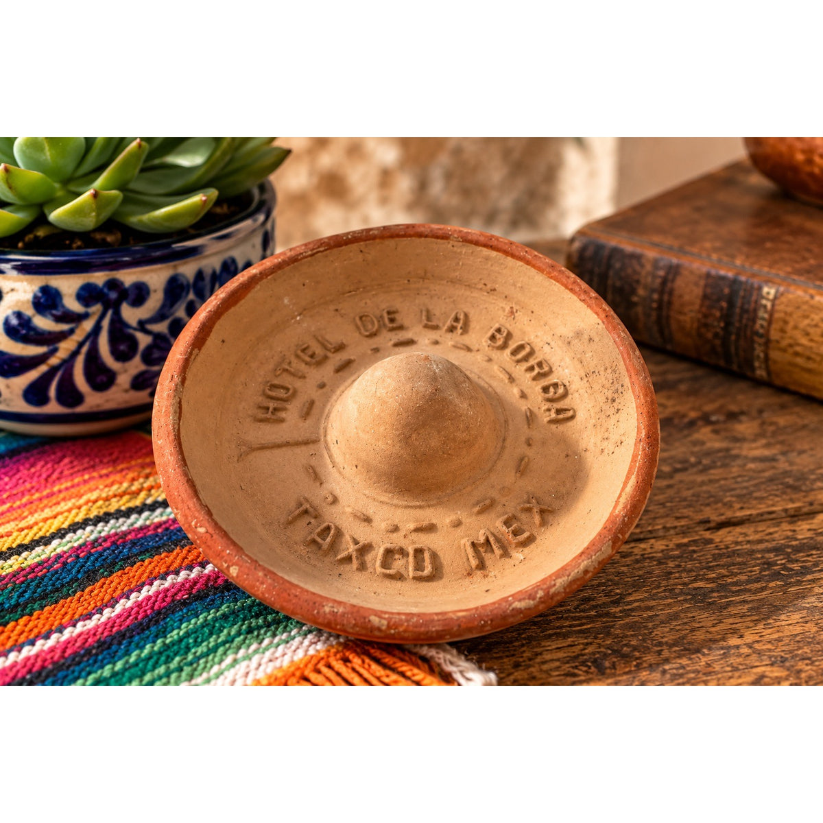 Vintage 1950s Hotel De La Borda Taxco Mexico Pottery Sombrero Souvenir Dish 4”