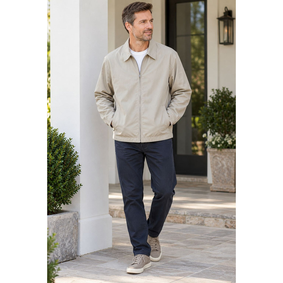 Eddie Bauer Men’s XL Beige Cotton Nylon Lightweight Zip Jacket