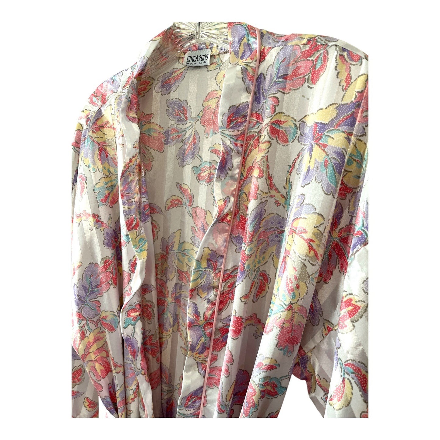 Vintage Y2K Circa 2000 Floral Satiny Kimono Robe Made in USA XL-XXL